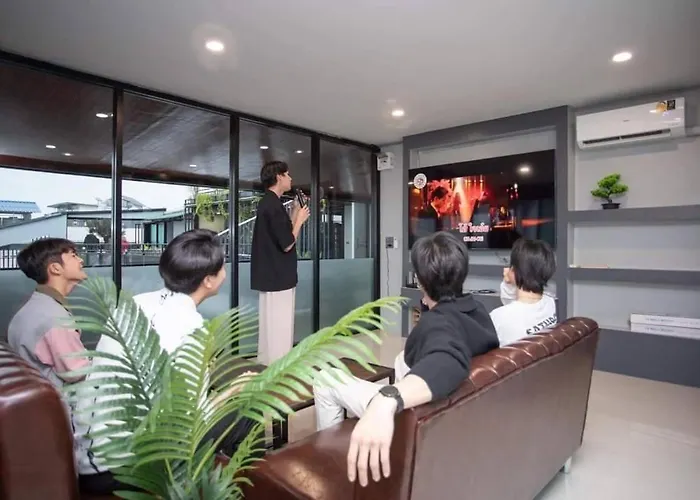 Cabanaz Pool Villa Bangkok